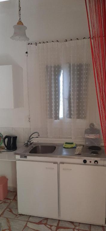 Villa Rodanthos room 3